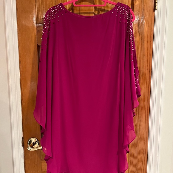 Elegant Magenta Cape Dress w. embellishment on sleeve. Ideal for special event. - Picture 2 of 5